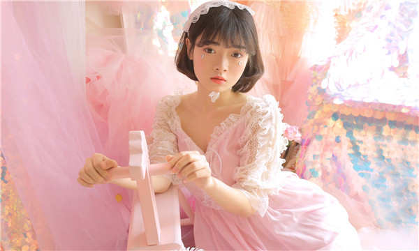 壶关供卵试管代怀生子多少钱？这一直是很多不孕不育家庭关注的话题。在中国，不孕不育的发生率越来越高，根据《中国不孕不育现状调研报告》显示，育龄夫妇的不孕不育率从20年前的3%增长至现在的12.5%-18.2%，患者人数高达6000万以上。在这样的背景下，许多家庭通过供卵试管来实现自己的生育梦想。那么，供卵试管代怀生子的费用到底是多少呢？